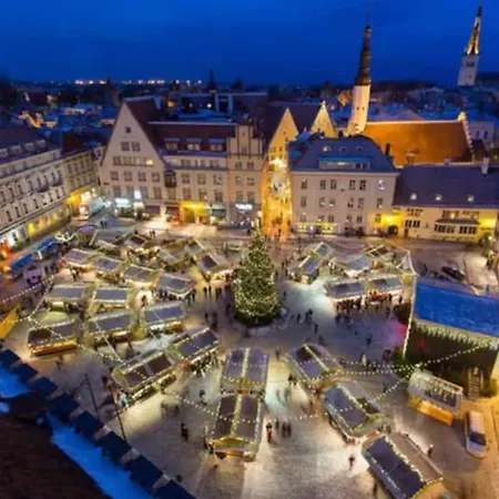 Luxury Penthouse In Area, Balcony & Parking Korter