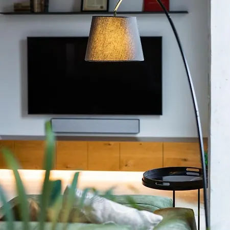 Luxury Penthouse In Area, Balcony & Parking تالين