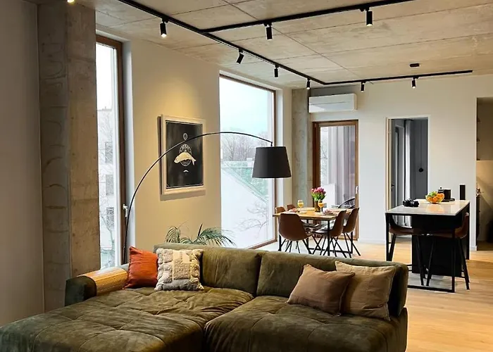 Διαμέρισμα Luxury Penthouse In Area, Balcony & Parking Ταλίν