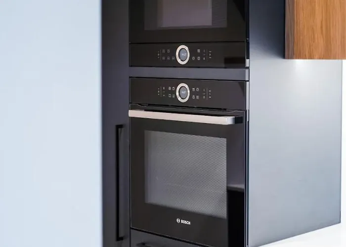 Luxury Penthouse In Area, Balcony & Parking Διαμέρισμα