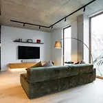 Lägenhet Luxury Penthouse In Area, Balcony & Parking