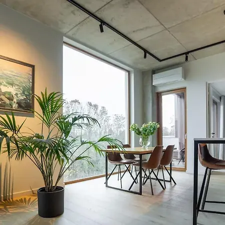 Korter Luxury Penthouse In Area, Balcony & Parking