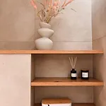 Luxury Penthouse In Area, Balcony & Parking アパート